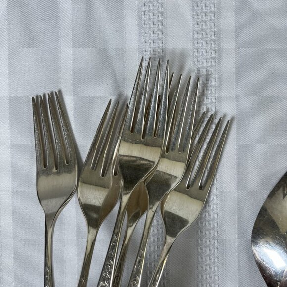 Vintage 60s MCM Deco International Silverplate Flatware Set w/ Chest 65pc Floral - Picture 13 of 16